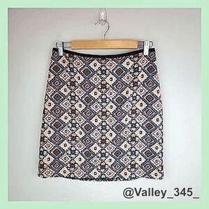 💖🌸🔥💐 Ann Taylor Loft Size 6 Patterned Multi Color Lined Skirt With Back Zipp